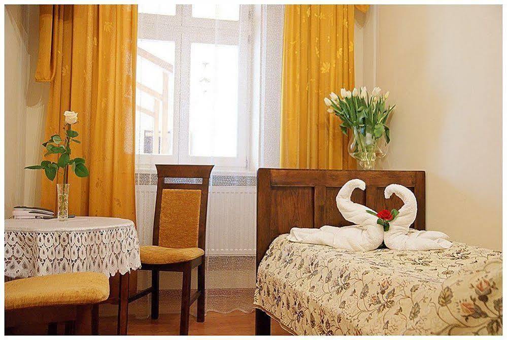 Aparthotel Camea Krakow Luaran gambar